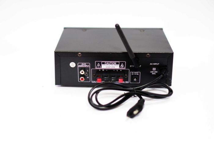 Усилитель UKC SN-799BT
